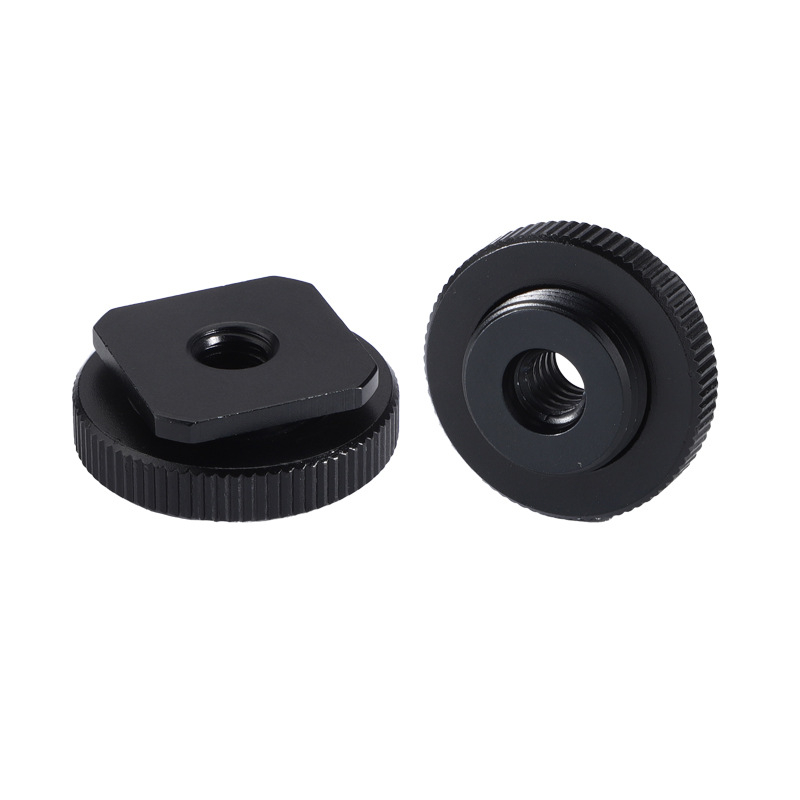 Adapter za hot shoe osovinu – aluminijska legura, 5/8in muški na 1/4in ženski, M6 ženski, jednostruktni dizajn, nosivost 2–5 kg