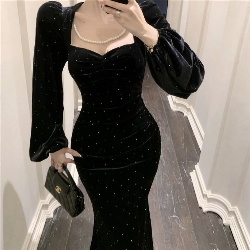 Haljina od baršuna, Hepburn stil, kvadratan izrez, dugi puffani rukavi, riblja rep