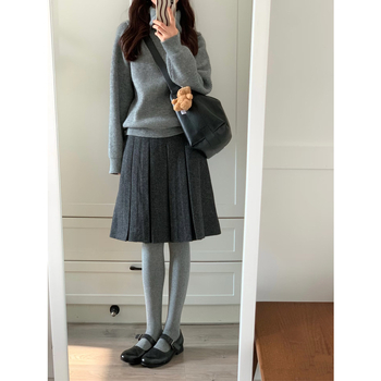 Plisirana suknja srednje duljine, poliester, školski stil, mikroelastična
