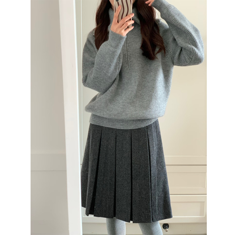 Plisirana suknja srednje duljine, poliester, školski stil, mikroelastična