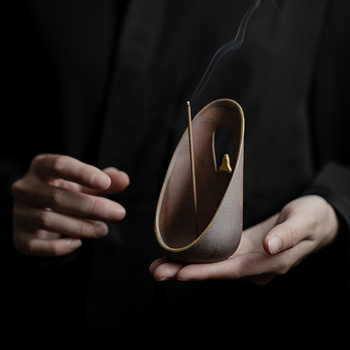 Κεραμικός δέκτης λιβανιού για ράβδους, κινεζικού στυλ, μάρκα Conley Ceramics, προέλευση Dehua, κατασκευή ημι-χειροποίητη και ημι-μηχανική