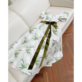 Rochie tricotată cu mâneci bufante și guler tip ciupercă, fustă midi cu volan lat, cod 67332