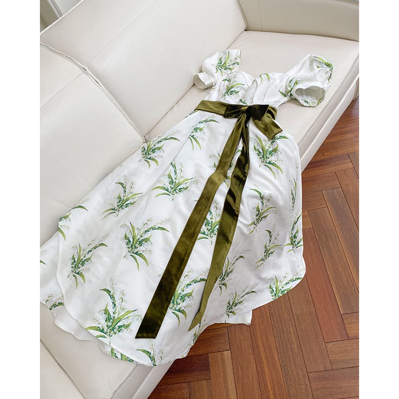 Rochie tricotată cu mâneci bufante și guler tip ciupercă, fustă midi cu volan lat, cod 67332