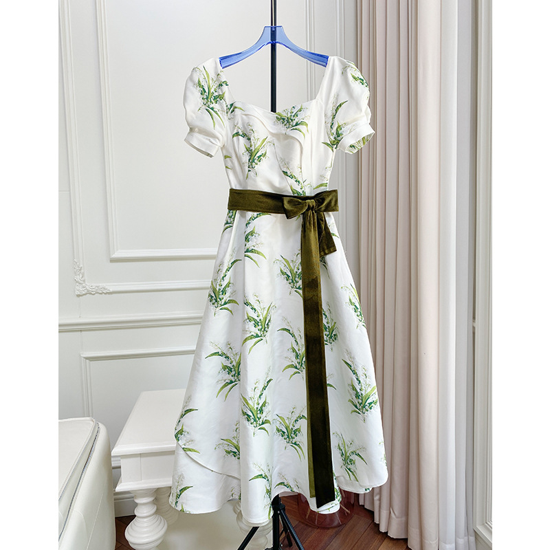 Rochie tricotată cu mâneci bufante și guler tip ciupercă, fustă midi cu volan lat, cod 67332