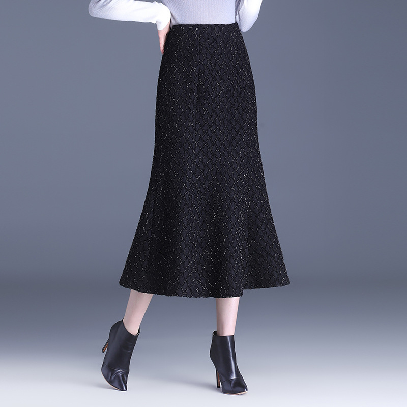 Fishtail midi suknja s printom, od poliestera s elastanom, elegantan poslovni stil, jesen 2024