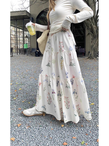 Fustă lungă de tip A-line cu imprimeu floral, poliester 90–95%, imprimare digitală