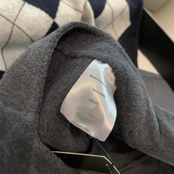 Fustă scurtă din lână, talie înaltă, croială A-line, uni, pliuri realizate manual și modelare, 90-95% lână, iarnă 2024