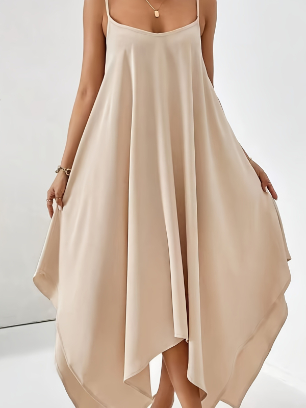 Milk silk anyagú ruha, egyszínű, pántos, hátrafelé nyíló, ujj nélküli, aszimmetrikus szegély, band felni, pull-over zárás, középméret hossz