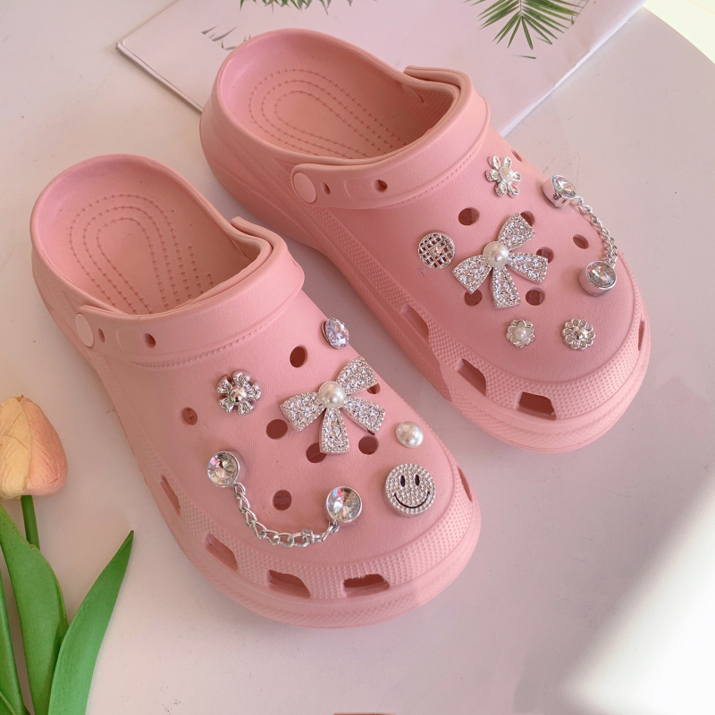 Обувни украси със свалящо се цветче и катарама, серия Smiley, модел H-159, подходящи за спортни обувки, чехли и други, за сезоните пролет, лято, есен, зима