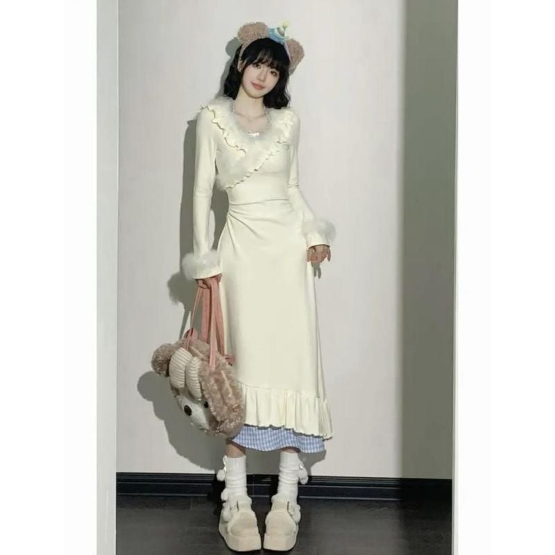 Japán stílusú édes rövid ruha, derékban karcsúsító fazon, hamis kétrészes dizájn, V-nyakú kivágás, szőrme patchwork, őszi-téli