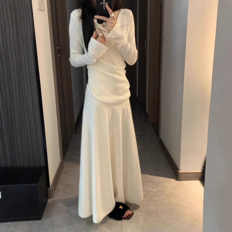 Suknja u obliku kišobrana, pletena od vune smeše, duga, mikroelastična, gradski stil