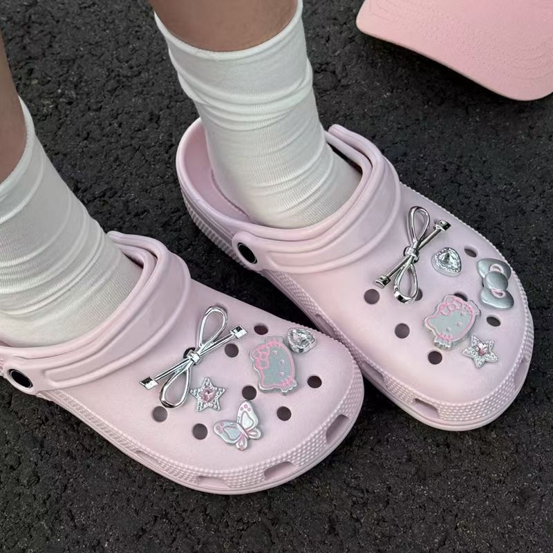 Crocs аксесоари: разглобяема катарама и украса във форма на цвете, анимационен стил, за сандали, ежедневни обувки, работни обувки и чехли