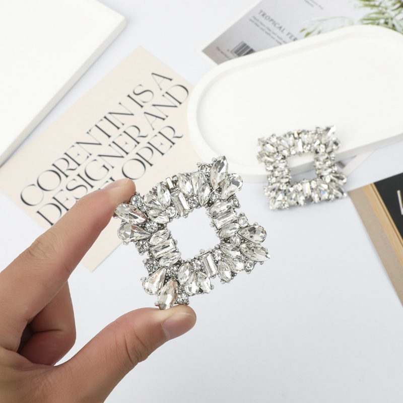 PXD-8868 Метален аксесоар за сватбени токчета — отделяем клип за цвете с кристално стъкло, цинкова сплав; 24 g; съвместим със спортни, кожени обувки, сандали, ежедневни и работни обувки