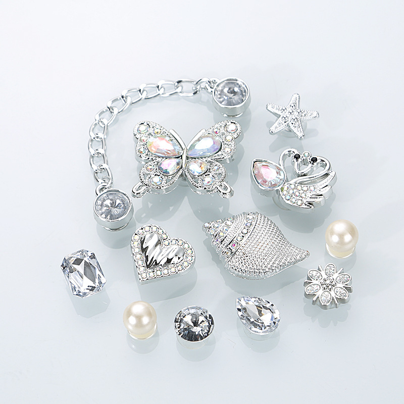 Accesoriu cataramă pentru pantofi pentru șlapi/sandale — floare Crocs, plastic ABS (Model: Cataramă pentru pantofi; Tip: Șlapi/Sandale; Stil: Crocs floare; Material: ABS plastic; Sezon: Vară, Iarnă, Primăvară, Toamnă)