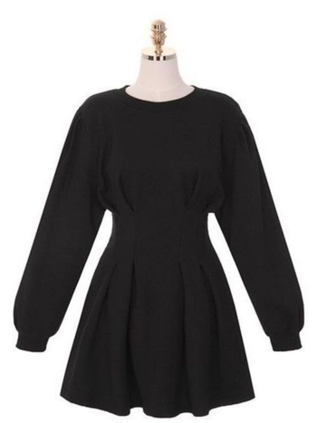 Poliészterből készült A-vonalú ruha, magas derekú, kerek nyakú, hosszú ujjú