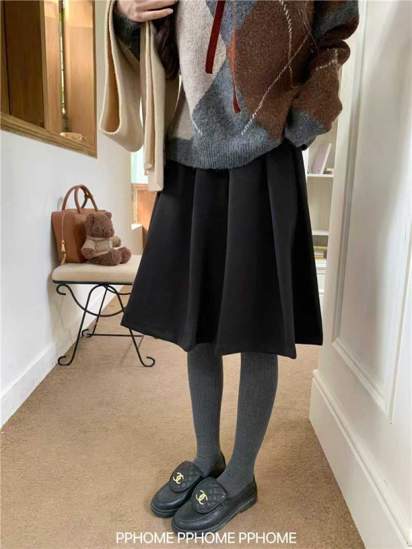 Plisirana vunena midi suknja, mikroelastična, bez glačanja, fakultetski stil