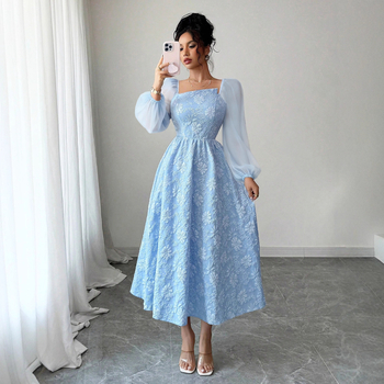 A‑vonalú ruha négyszögletes dekoltázzsal, hosszú ujjú, hosszú fazon, nyomtatott poliészter kötött anyagból