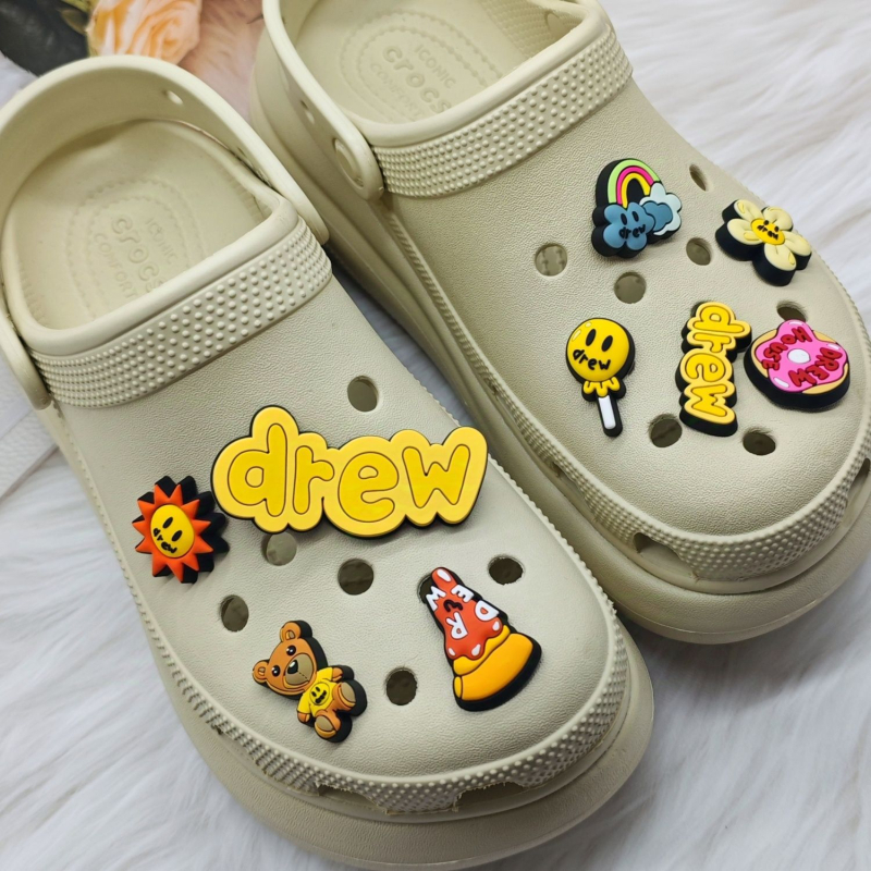I‑oblik kopče za ukras cvijeta na obući | pogodno za casual cipele, papuče i Crocs | stil: cvijet za obuću, svakodnevno opuštanje | brend: Curry beggar | Sezone: ljeto, zima, proljeće, jesen