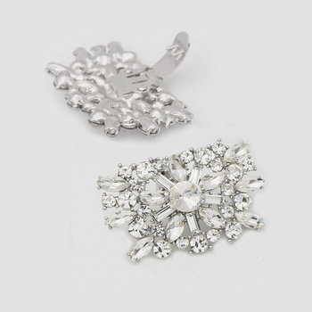 Kopča za cipele s odvojivim rhinestones cvjetovima, model S0051; Akane Ornament Realm; prirodna koža; pogodna za širok raspon cipela.