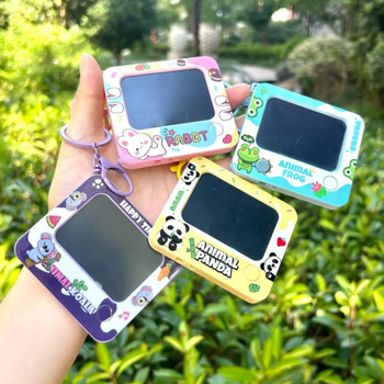 Мини графитна дъска с ключодържател – пластмасова карикатурна играчка за деца, аксесоар за раница