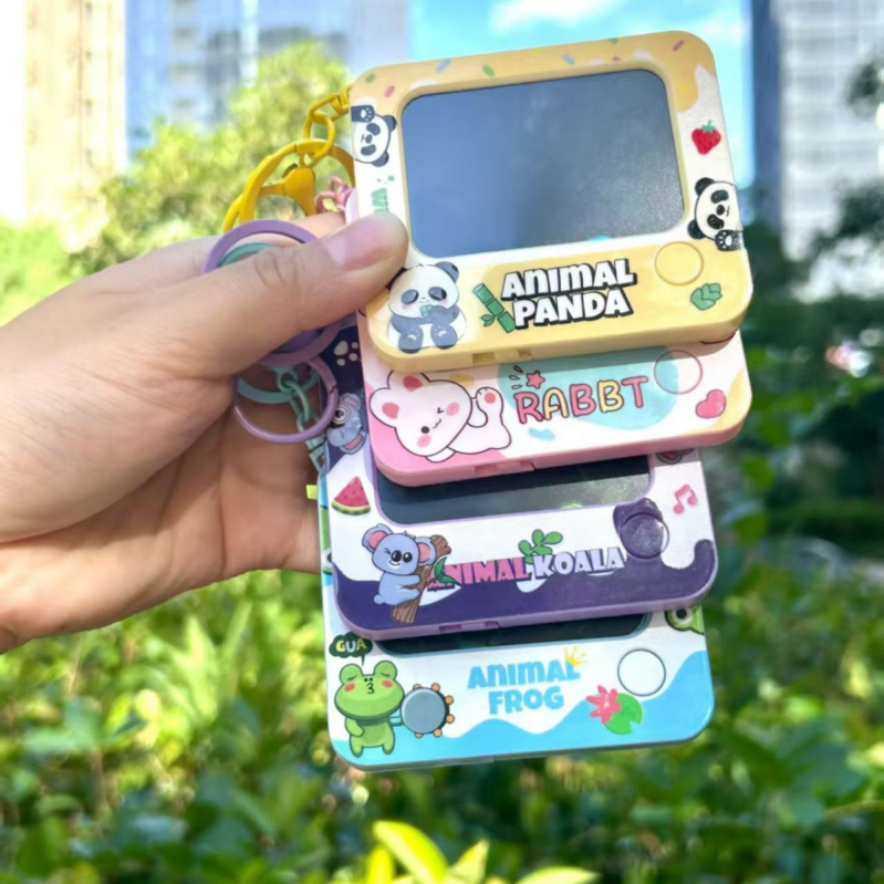 Мини графитна дъска с ключодържател – пластмасова карикатурна играчка за деца, аксесоар за раница