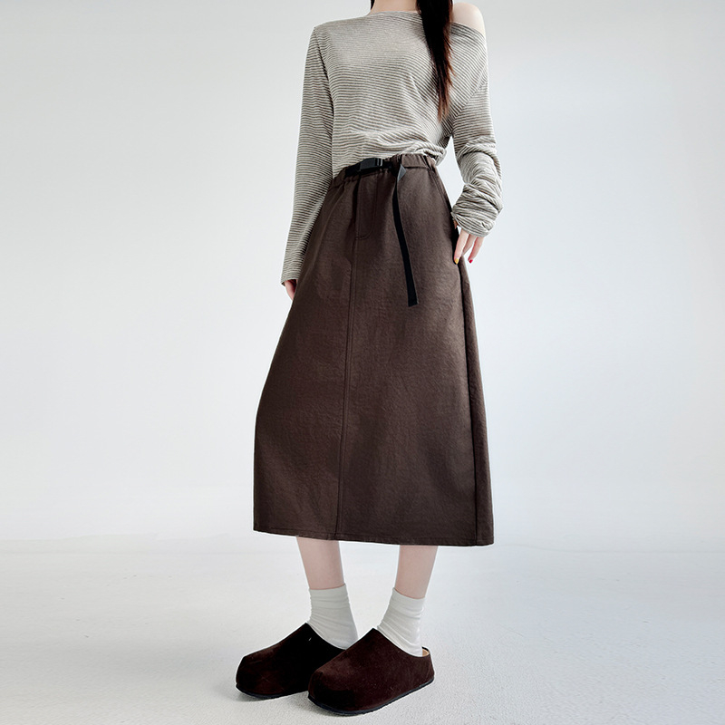 Полиестерна пола до средна дължина, едноцветен модел, 95% полиестер, микроеластична, японско-корейски ежедневен стил