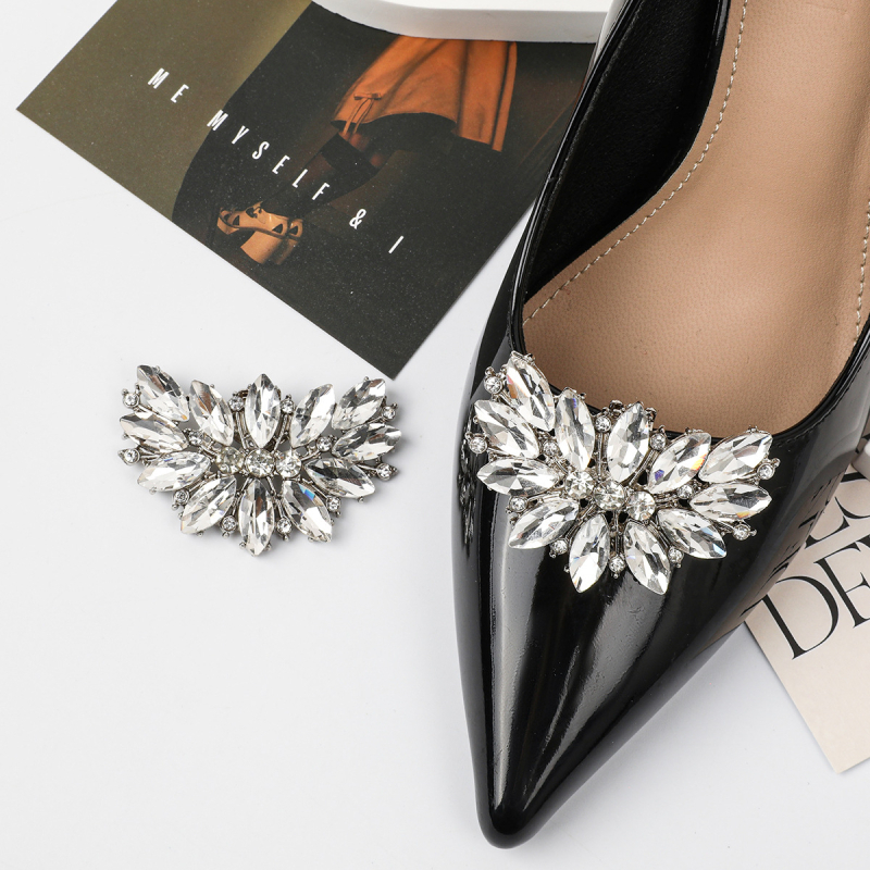 Metalna kopča za cipele s kristalima, model S0084, pogodna za sandale i casual cipele, stil: originalni dizajn kopče, težina 24 g, materijal: cinkov spoj/kristalno staklo