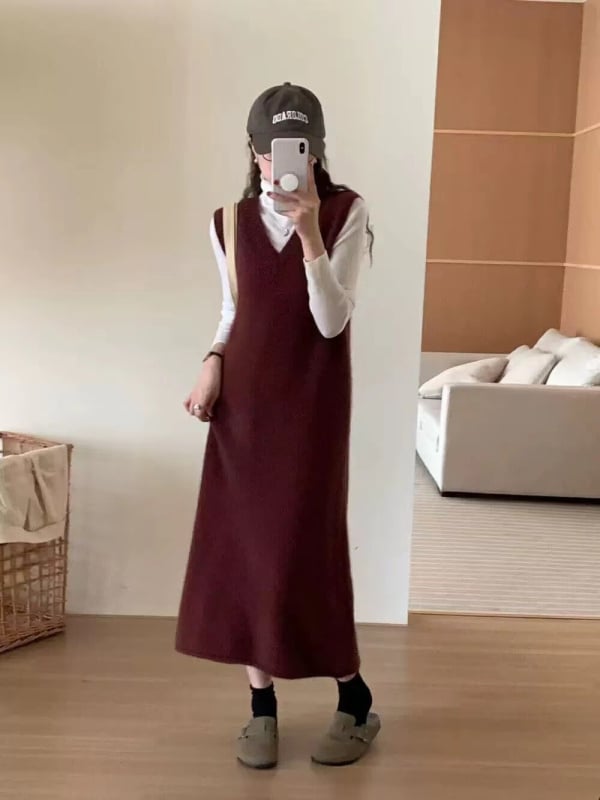 V-nyakú ujjatlan kötött ruha, midi hosszú, nylon keverék