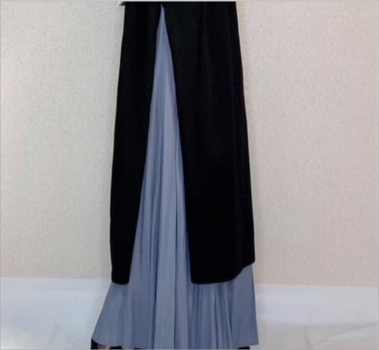 Pamutkeverékből készült hosszú ujjú ruha, kerek nyakú, laza derék