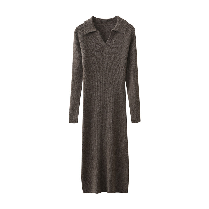 Női hosszú gyapjú kötött ruha polo gallérral, magas derekú szabás, egyrészes szoknya