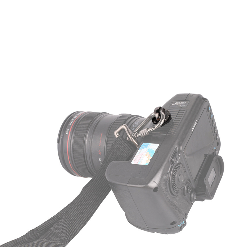 Dodatna oprema za tijelo fotoaparata: vijci od aluminijske legure za remen, bazni vijak i sigurnosni vijci sa sigurnosnim spojnim prstenom (Materijal: aluminijska legura; Nosivost: do 2 kg; Težina: 0,15 kg)
