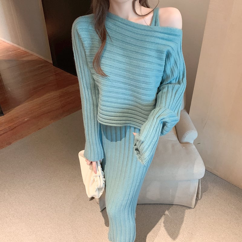 Pleteni dvodjelni set haljine s trakama; pulover; off-shoulder; batwing dugi rukavi; visokim strukom; midi duljina; materijal acetat i viskoza