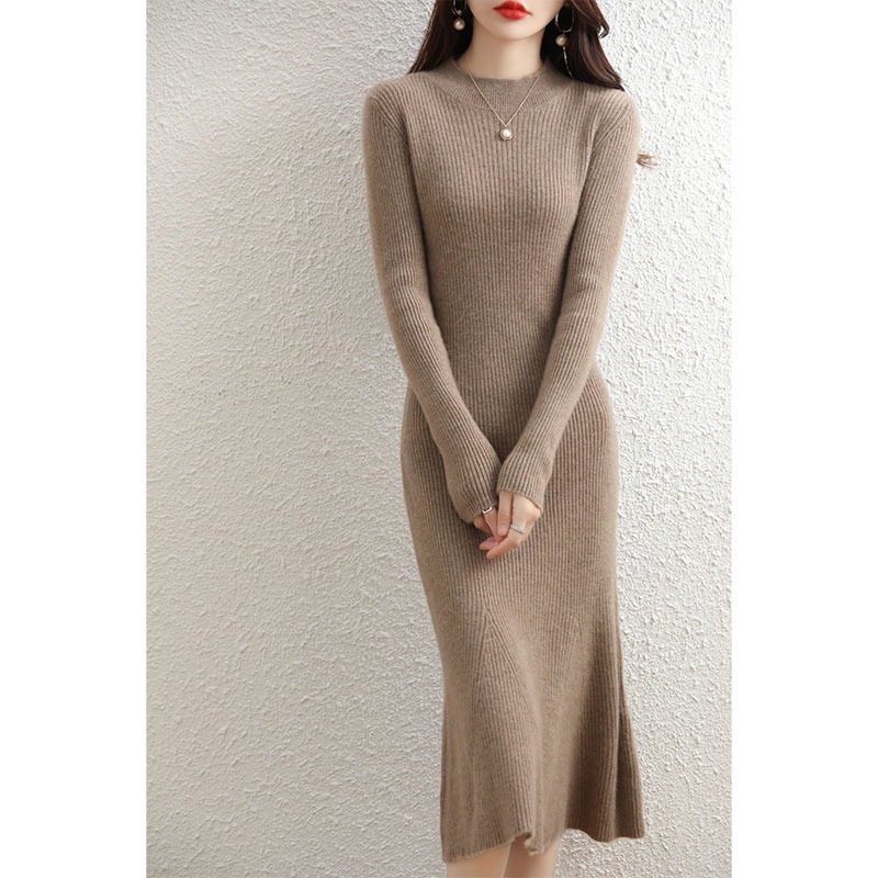 Gyapjúruha, A-vonal, hosszú, kerek nyakú, hosszú ujjú, 95%+ gyapjú, egyszínű