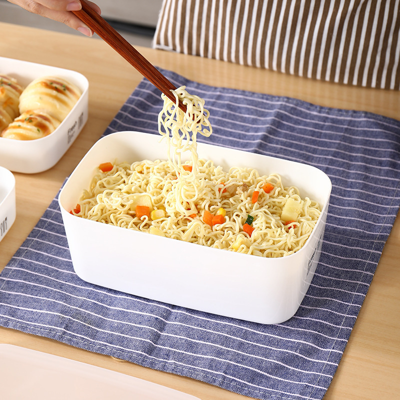 Кутия за обяд с капак – квадратна, PP за храни, подходяща за микровълнова, обем 301–500 mL, еднослойна, херметично затваряща се