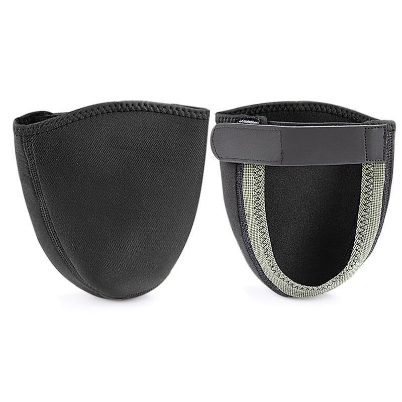 Kültéri kerékpáros cipővédők – lyukasztott alj, elasztikus állítható felső rész, szélvédő és meleg védelem, önzáró kialakítás; Anyagok: Lycra, SBR, poliészter, szilikon, Velcro, bőr; Modell: Kettő; Minden évszakra