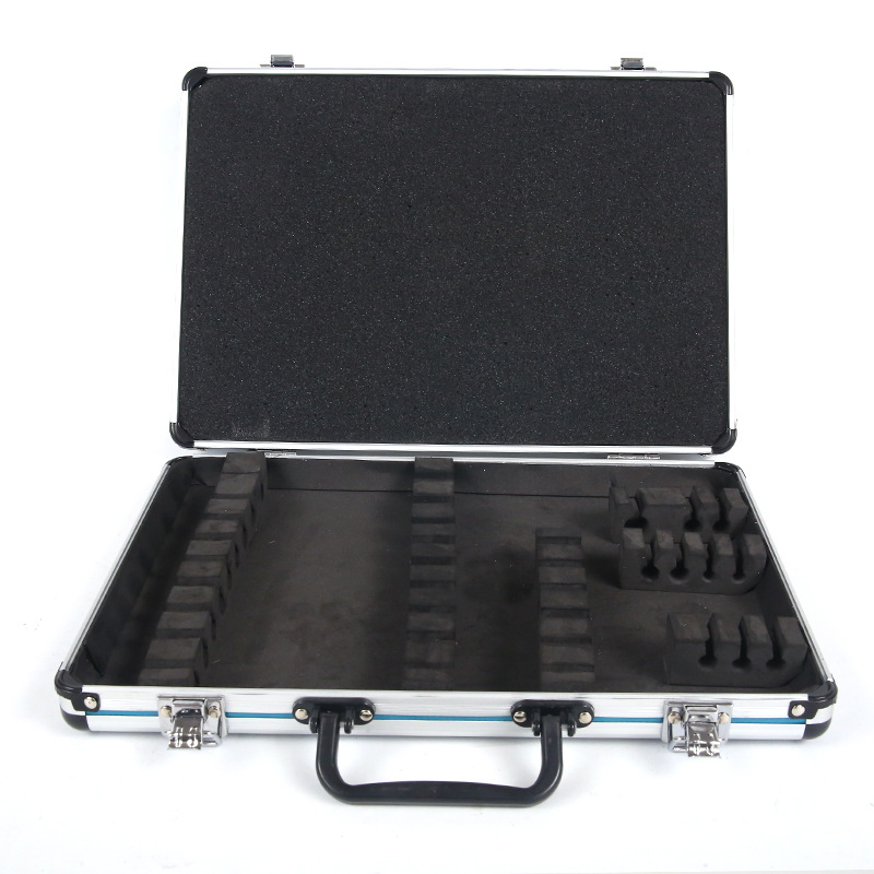 Alumínium ötvözetből készült szállító tok felszerelésekhez, ütésálló, vízálló, görgős kivitel