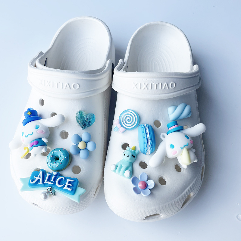 Mini dodaci za cipele Crocs stila – crtani pas s motivom cimeta, odvojni cvijet za DIY