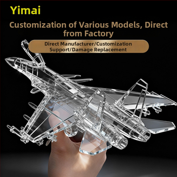 J-35 laevakandjale mõeldud lennukimudel, kristallist 3D-sisegravüüuriga, suuremahuline eksponaat