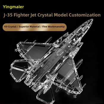 J-35 laevakandjale mõeldud lennukimudel, kristallist 3D-sisegravüüuriga, suuremahuline eksponaat