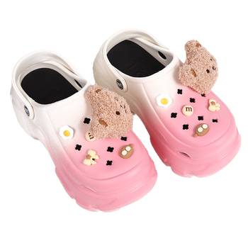 DIY dodaci za Crocs‑stil cipele: privjesak s ugljenu kuglicom i plišanom kuglicom, privjesak s cartoon elf lutkom; model 1; pogodna za sandale i papuče; modni stil; ljeto, proljeće, jesen