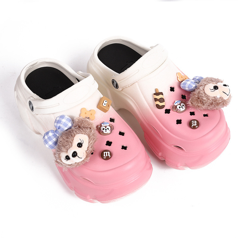 DIY dodaci za Crocs‑stil cipele: privjesak s ugljenu kuglicom i plišanom kuglicom, privjesak s cartoon elf lutkom; model 1; pogodna za sandale i papuče; modni stil; ljeto, proljeće, jesen