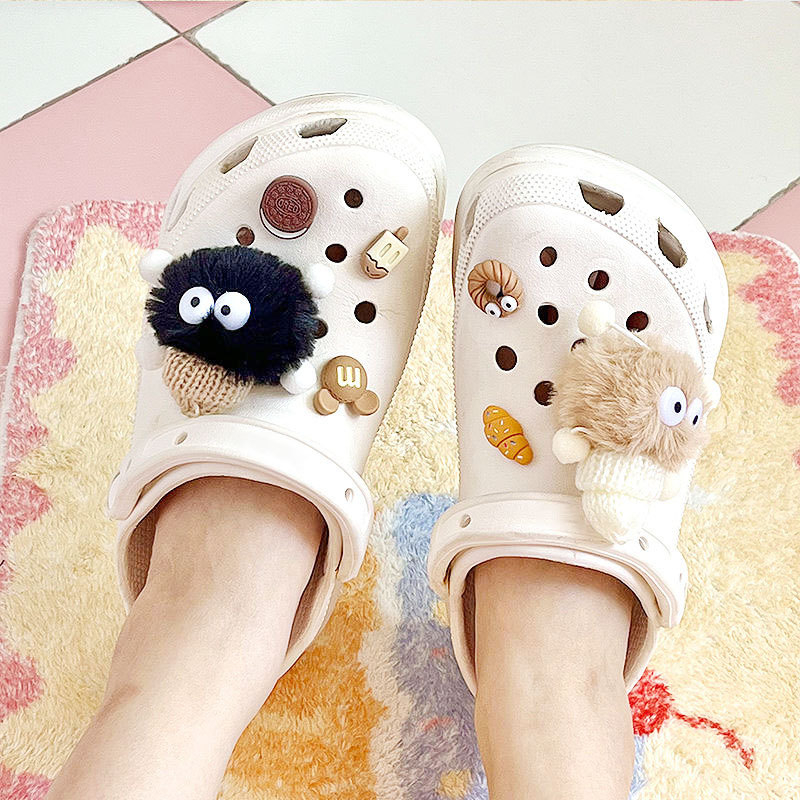 Plišani cvijet za obuću za sandale i papuče – ukras u Crocs stilu, brend Great Bear, model Plush shoe flower, pogodno za ljeto, jesen, proljeće i zimu.