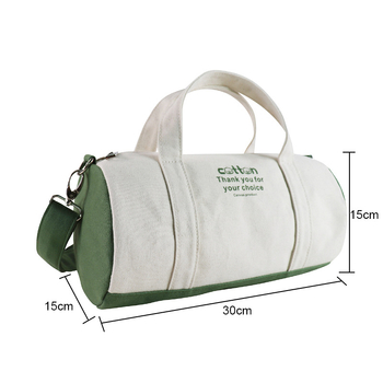 Mala crossbody torbica od platna, cilindričnog oblika bucket, zatvara zipom, jednobojna s prilagođenim logotipom