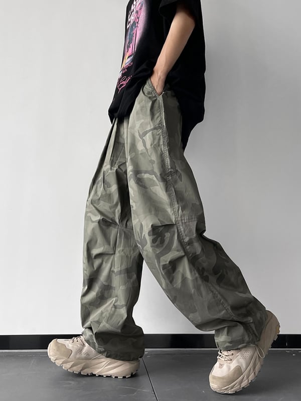 Мъжки свободни панталони с камуфляжен принт, полиестерно-еластична материя, талия средна, копчета отпред