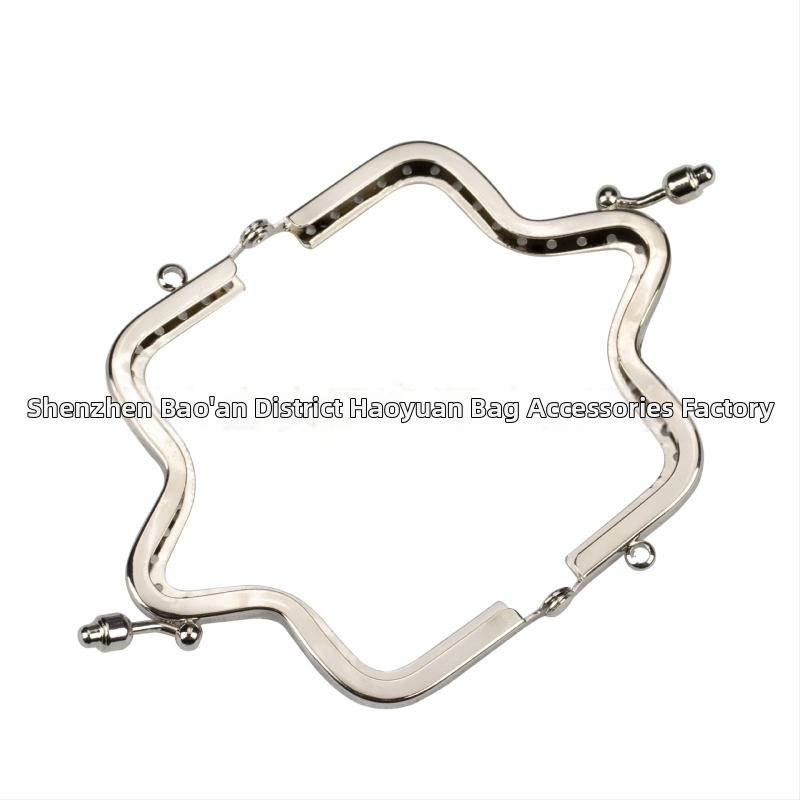 Príslušenstvo na batožinu - Materiál: železo - Kategória: Príslušenstvo na batožinu