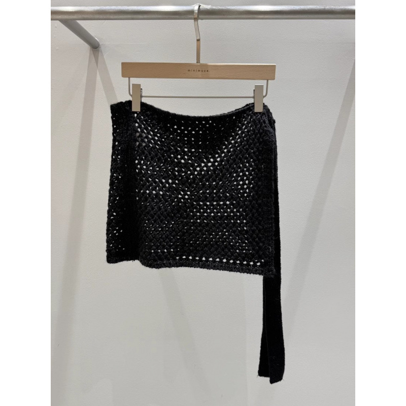 Fustă mini tricotată cu decupaje și design în straturi cu șnur, model 3D, acril material, croială strânsă