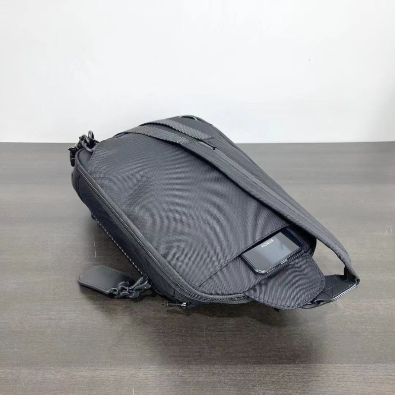 Muška torba za prsa od balističkog najlona, velikog kapaciteta, višefunkcionalna, casual crossbody, kompatibilna s tabletom