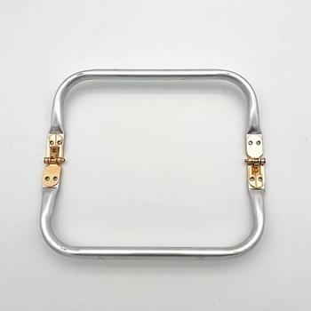 Aluminijski klip za torbe – Gold branda, aluminijski materijal, proljeće 2025., dodaci za torbe