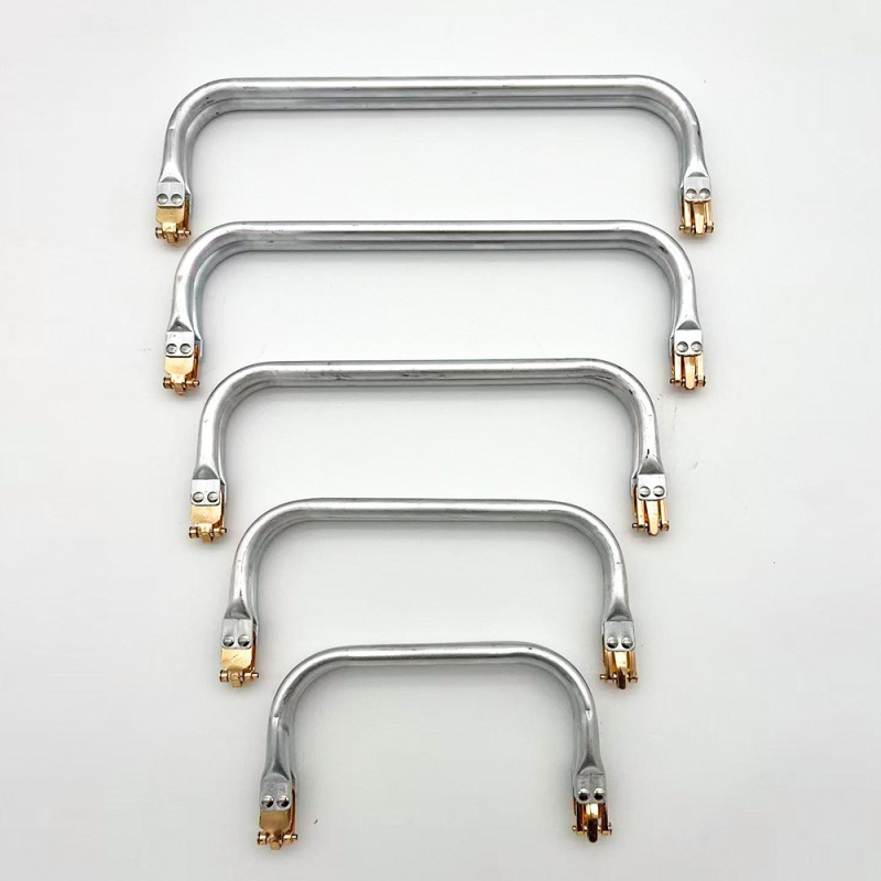 Aluminijski klip za torbe – Gold branda, aluminijski materijal, proljeće 2025., dodaci za torbe