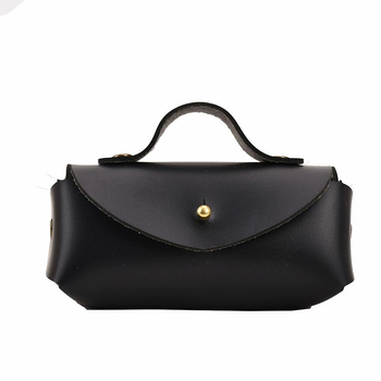 Dječja crossbody torba s poklopcem, PU materijal, horizontalni kvadratni oblik, otvaranje kukom, jedna naramenica